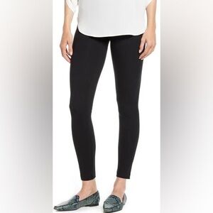 LYSSE Slimming High Rise Leggings #1215 Black, Size Large